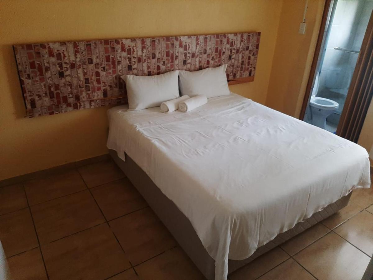 Angels Guesthouse Хейзивю Екстериор снимка