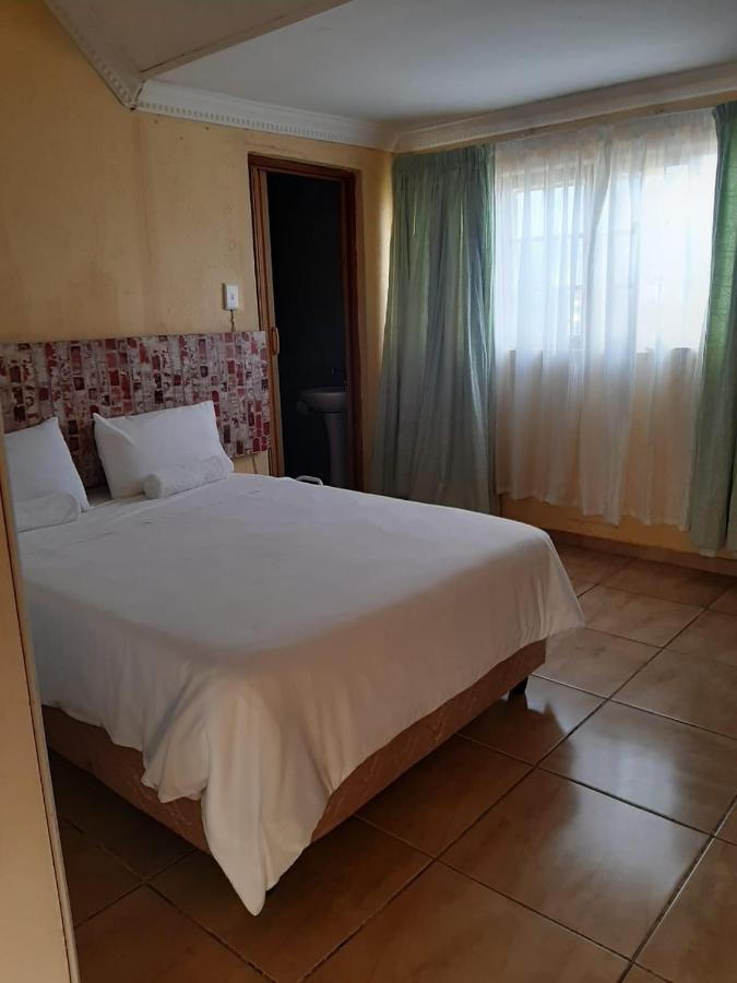 Angels Guesthouse Хейзивю Екстериор снимка